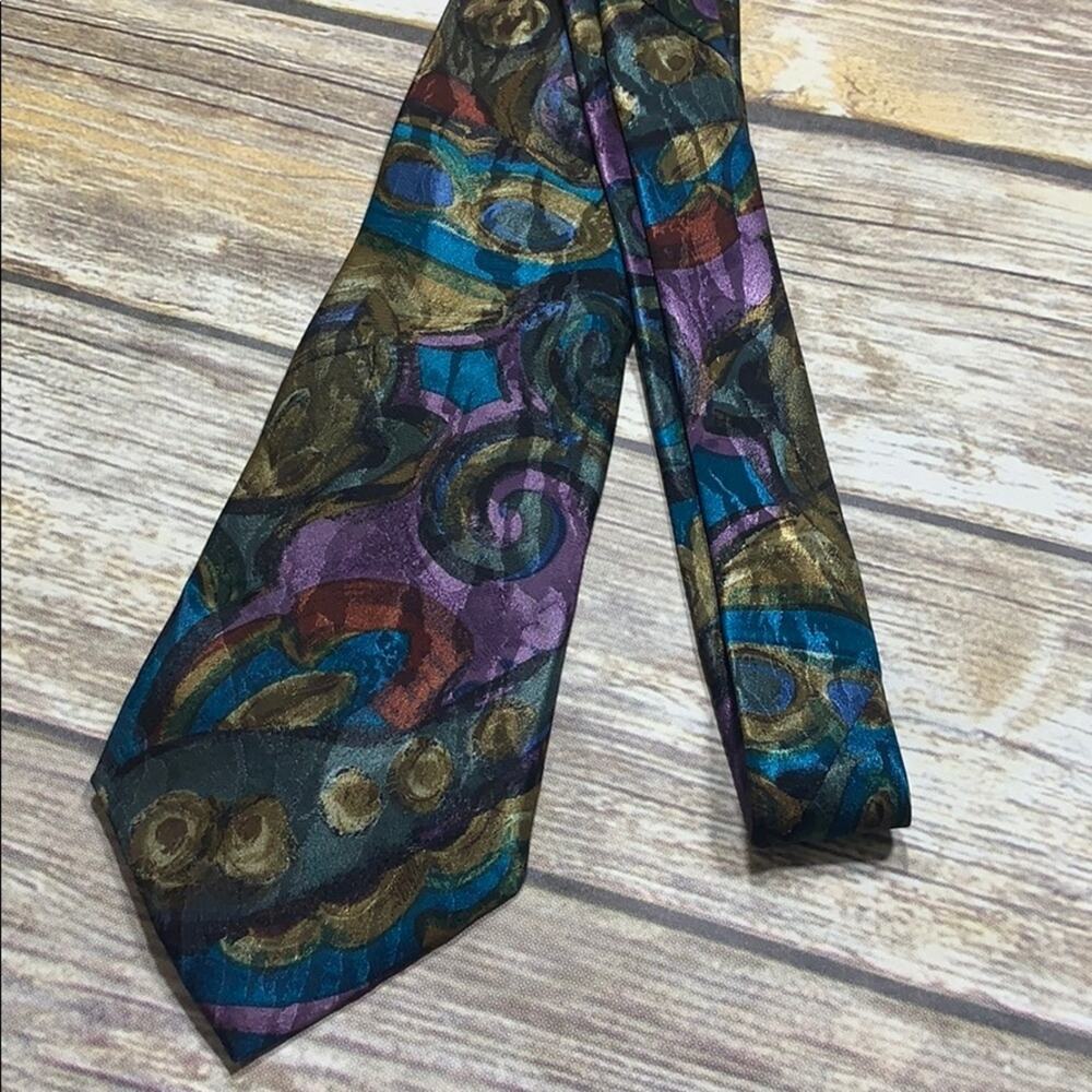 Vintage Bugle Boy tie